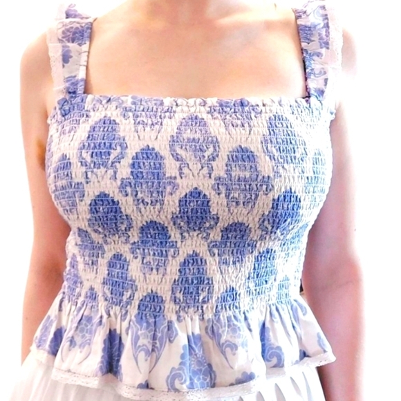 Aritzia Wilfred Crop Top Blue/White Lace Straps Ruffle Hem Sz M - Picture 13 of 13